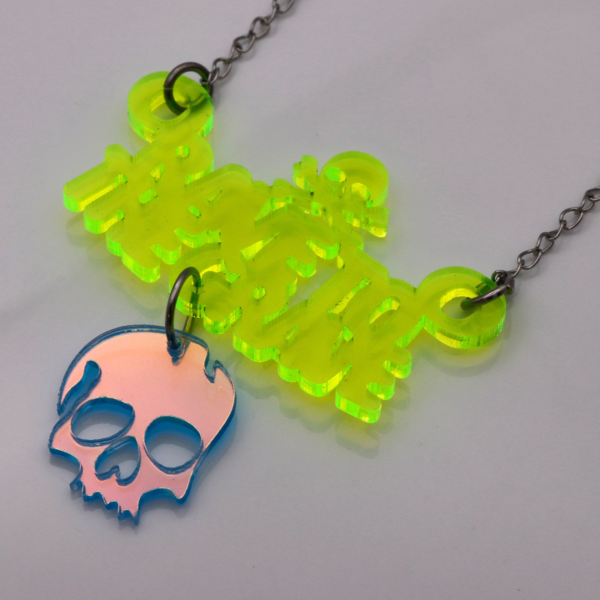 Rave To The Grave Necklace - Neon Yellow, Skull Edition